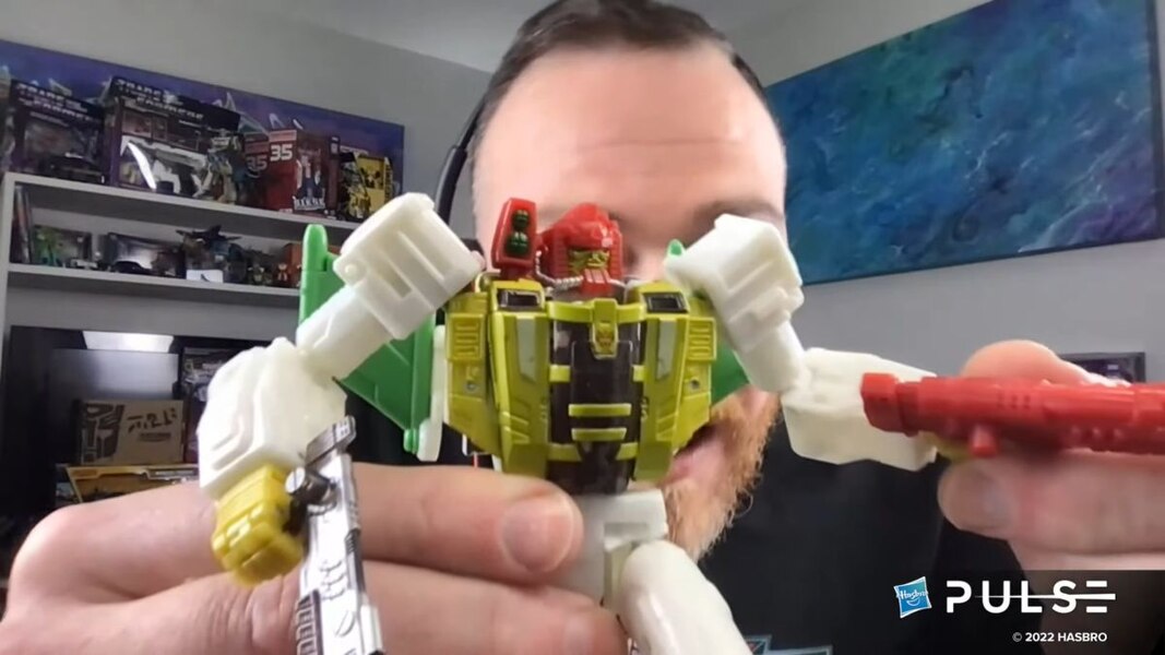 Fan First Tuesday! Transformers Livestream Report  (104 of 196)